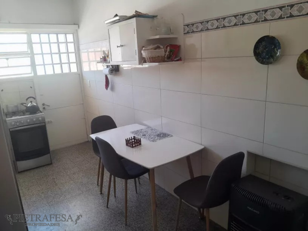 Casa ID.7706 - Casa en venta 3 dormitorios, 2 baños, patio y garaje-Nicaragua- La Comercial,