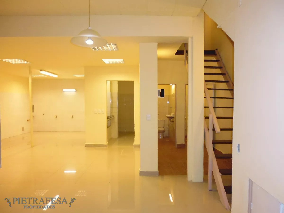 Casa ID.7993 - Casa mas local en venta, 3 dormitorios, 3 baños y azotea-Ejido-Barrio Sur