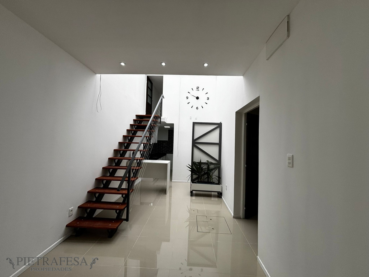 Casa ID.12081 - Casa PH en venta 3 dormitorios, azotea-Pérez Castellanos
