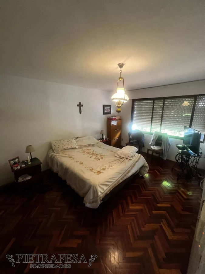 Casa ID.12342 - Casa en venta 4 dormitorios, 2 baños, barbacoa-Pocitos 