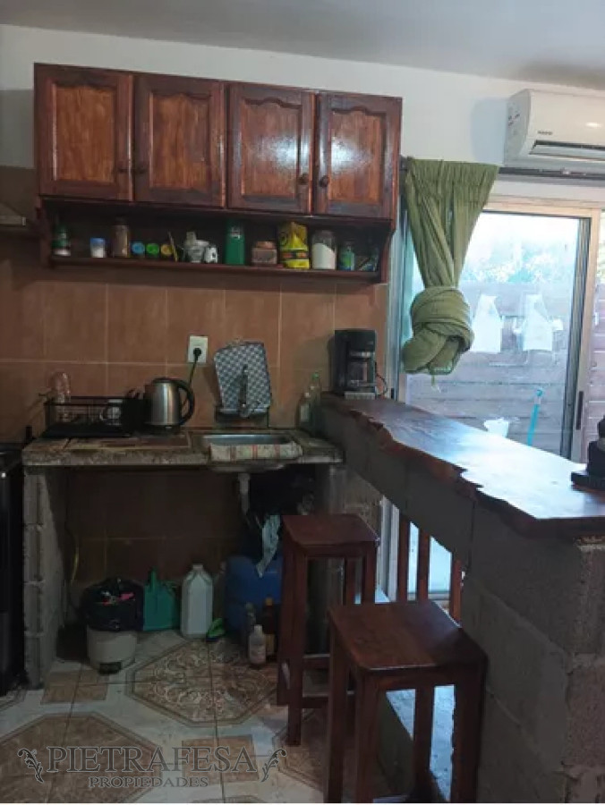 Casa ID.12701 - Casa en venta, 8dormitorios, 2baños, patio, cochera, piscina. El Pinar.