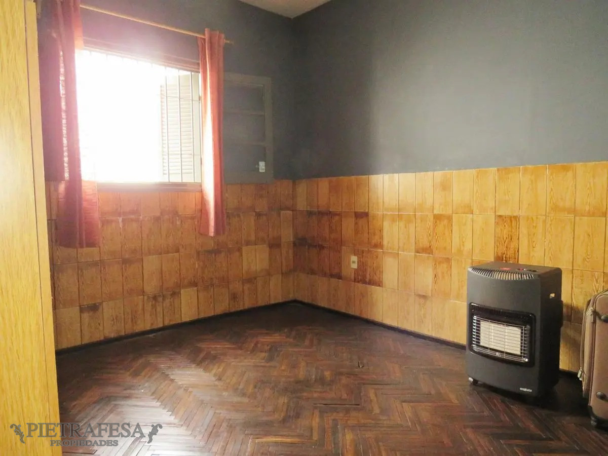 Casa ID.8753 - Casa en venta 2 dormitorios, 1 baño y patio-Prado Norte