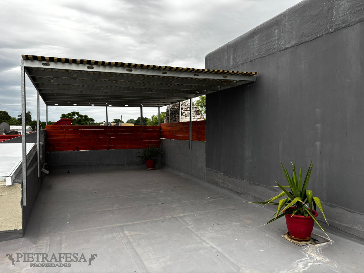 Casa ID.12081 - Casa PH en venta 3 dormitorios, azotea-Pérez Castellanos