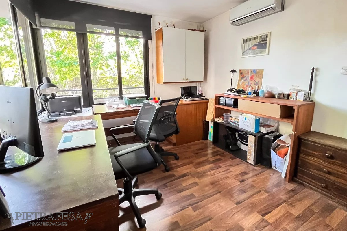 Casa ID.11646 - Casa en venta 3 dormitorios, azotea-Cordón 