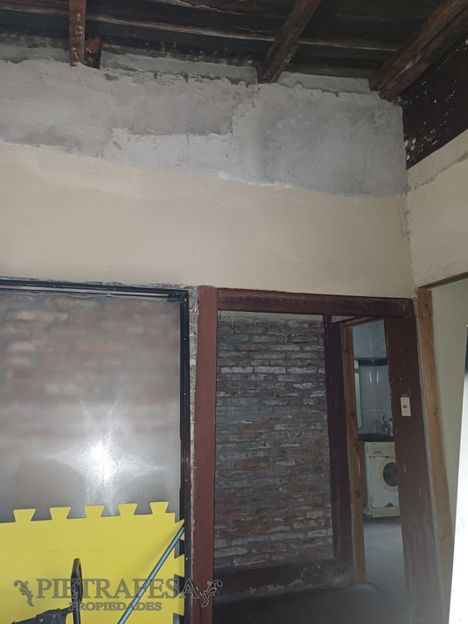 Casa ID.8477 - Casa en venta 2 dormitorios, 1 baño, cochera y fondo-José Serrato- Unión