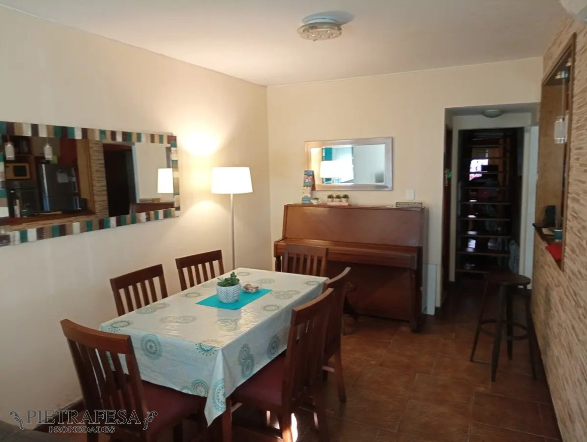 Casa ID.6867 - Casa en venta 3 dormitorios, 2 baños y patio con parrillero-Joaquín de Salterain -Cordón