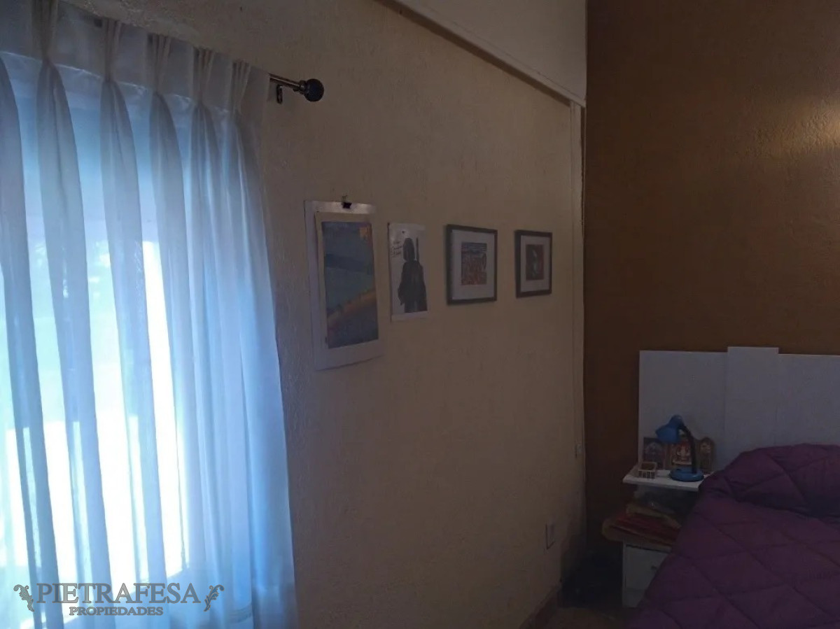 Casa ID.5530 - Casa en venta 2 dormitorios, 1 baño y azotea- Constitución-La Comercial