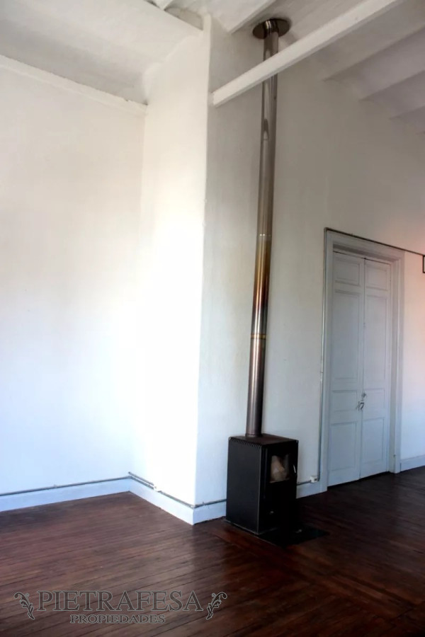 Casa ID.12034 - Casa en venta 2 dormitorios, 1 baño, azotea-Centro 