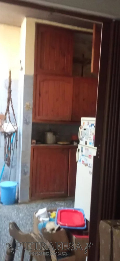 Casa ID.11890 - Casa en venta, 4dormitorios, 2baños, patio. Bella Vista.