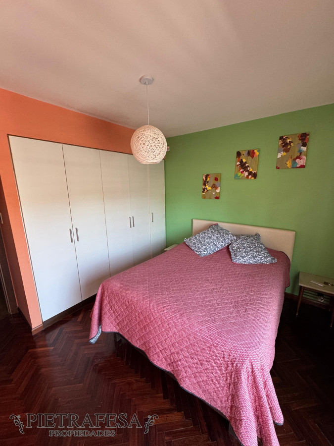 Casa ID.12278 - Gran casa en venta 6 dormitorios, 4 baños, piscina-Punta Gorda