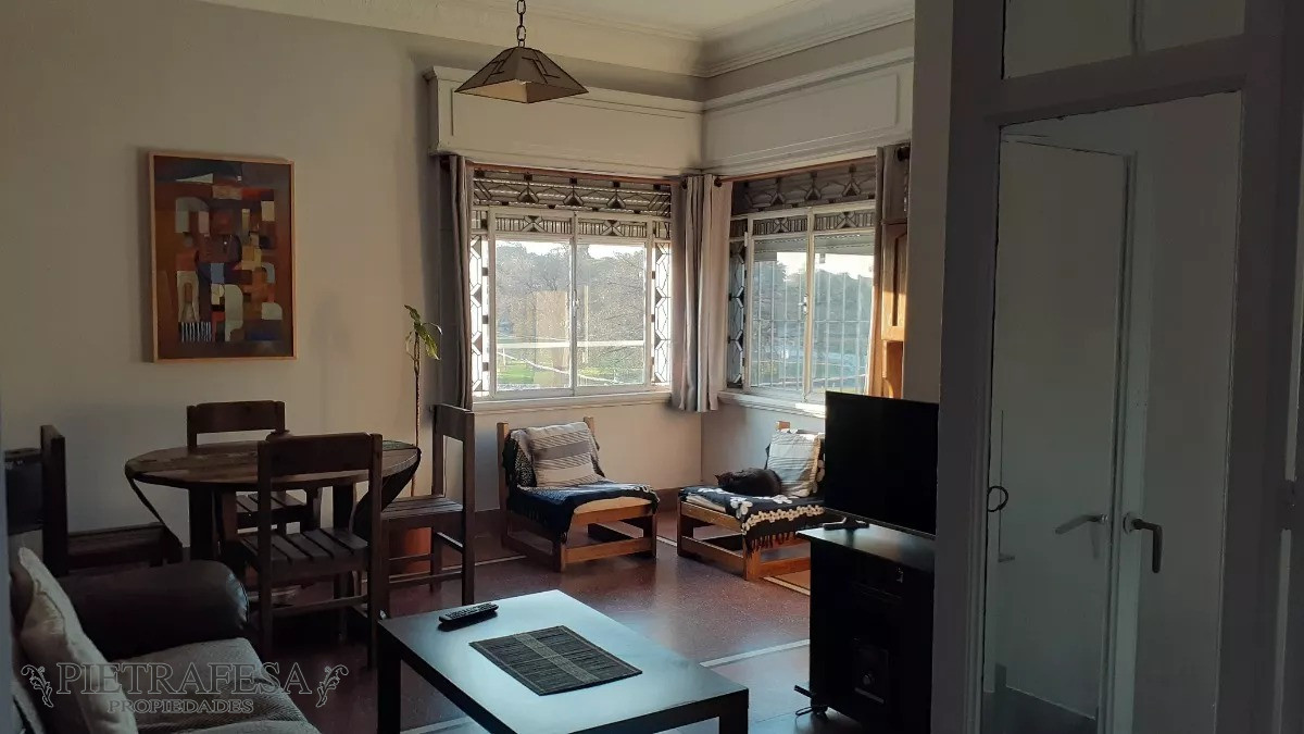 Casa ID.8088 - Casa en venta con renta 2 dormitorios, 1 baño y azotea- Pablo Zufriategui - Paso Molino