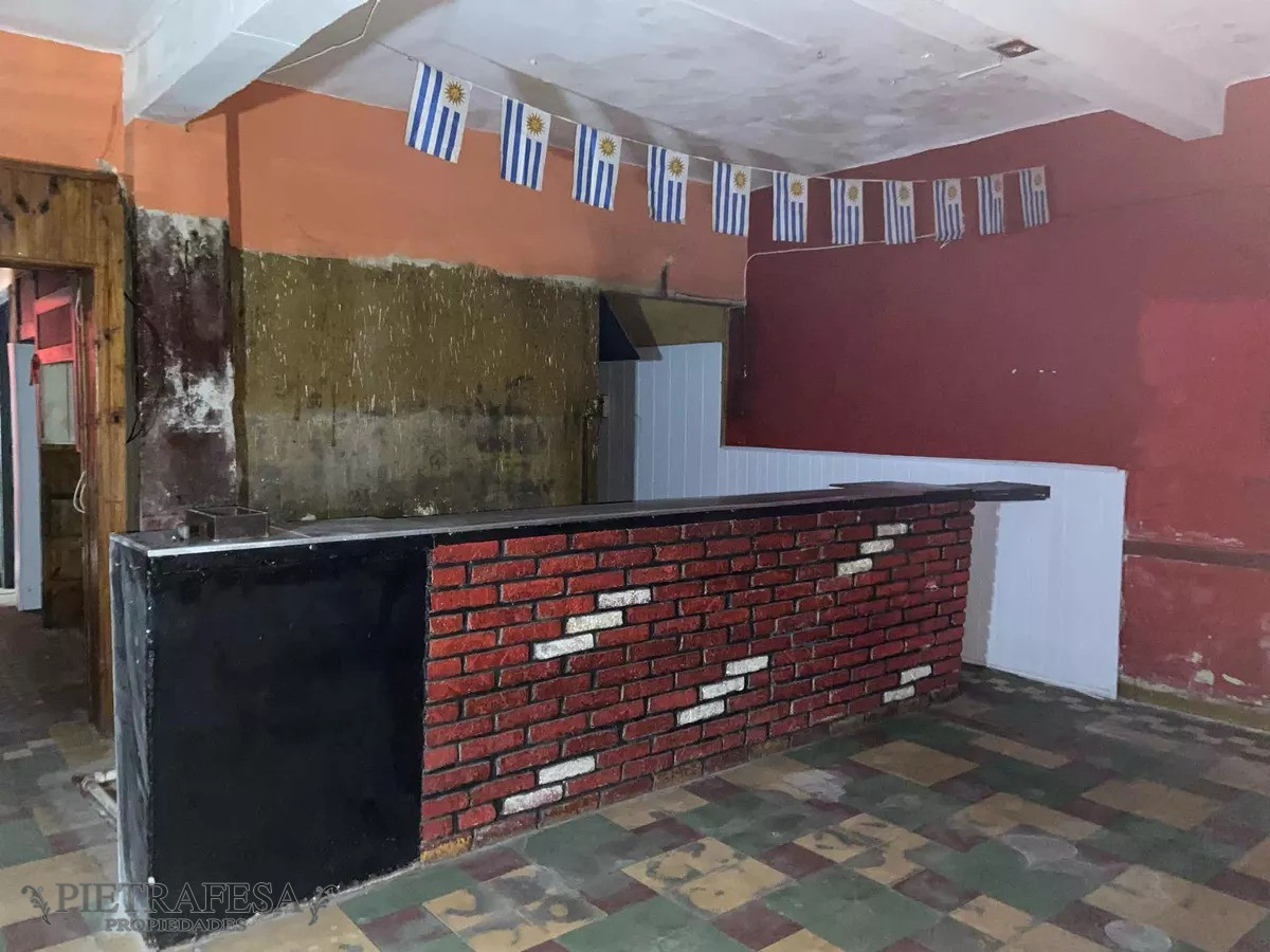 Casa ID.12354 - Casa y local a reciclar en venta, 2 dormitorios- La Teja 