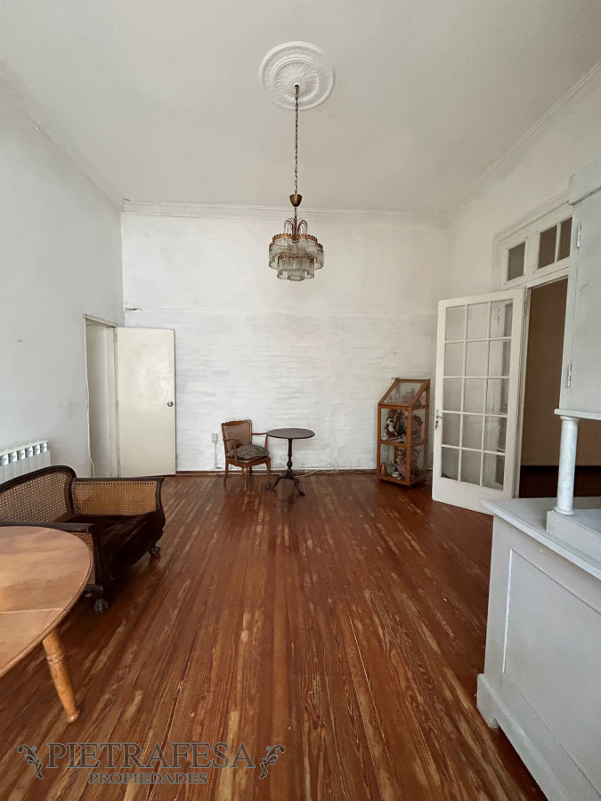 Casa ID.6952 - Casa en alquiler, 7 dormitorios, 4 baño, patio, garaje, Joaquín Núñez, Punta Carretas.