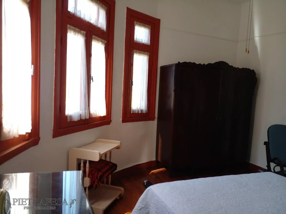 Casa ID.7993 - Casa mas local en venta, 3 dormitorios, 3 baños y azotea-Ejido-Barrio Sur