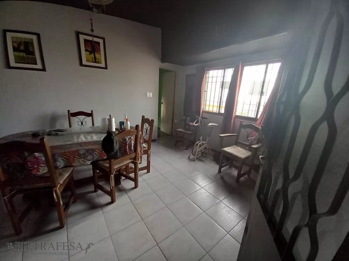 Casa ID.8210 - 2 casas en venta, 4 dormitorios, 2 baños, barbacoa, garaje- Avenida General Eugenio Garzón -Conciliación