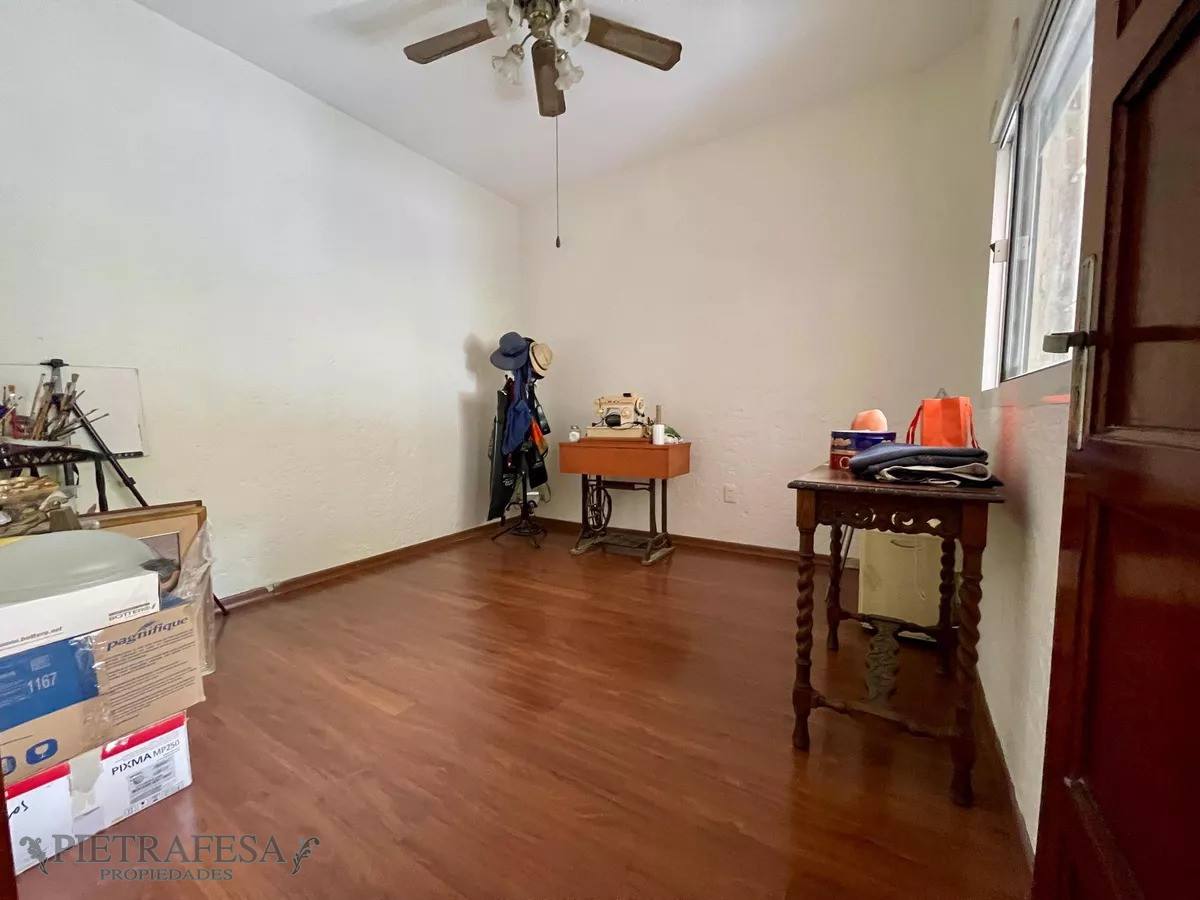 Casa ID.12082 - Casa en venta 4 dormitorios, 2 baños, gje- Buceo