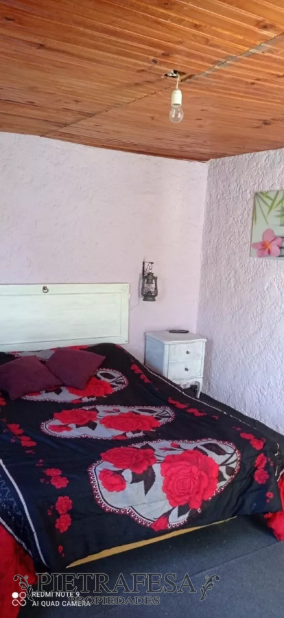 Casa ID.5826 - Casa en venta con renta 2 dormitorios, 2 baños y azotea con parrillero-Juan Arteaga- Cerrito