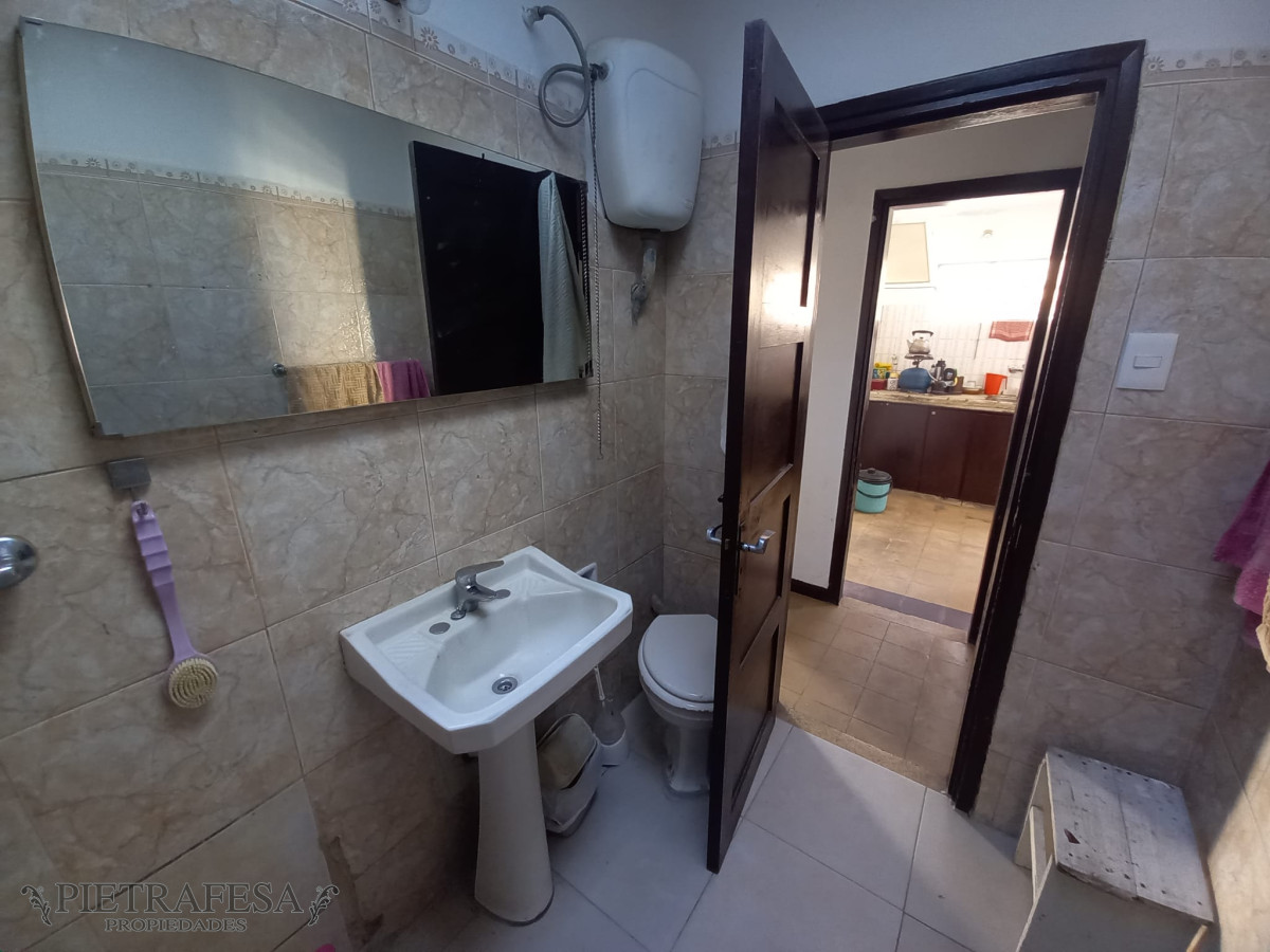 Casa ID.8386 - Casa en venta 3 dormitorios, 1 baño, patio y azotea-Ing Manuel Rodríguez Correa-Aires Puros
