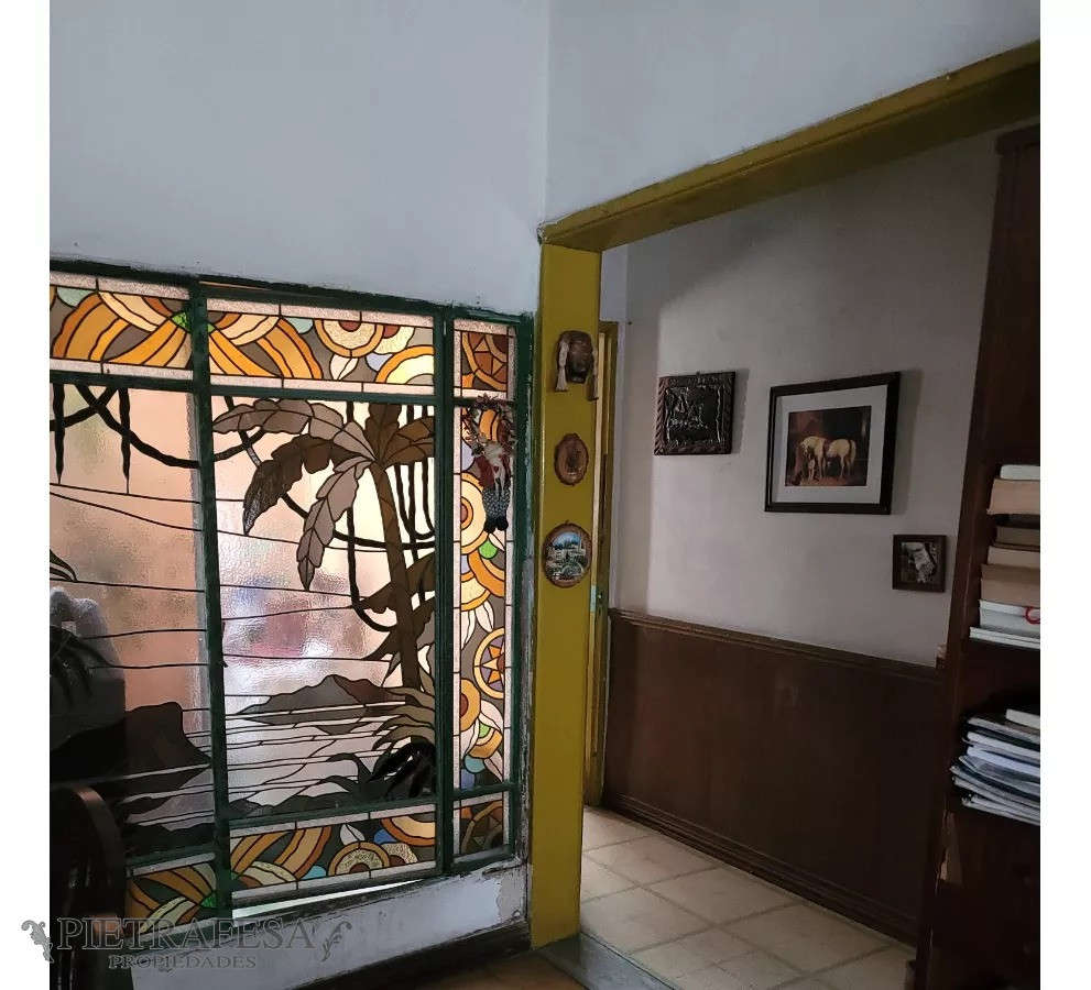 Casa ID.7121 - Casa en venta 2 dormitorios, 1 baño, azotea y garaje-Carlos Roxlo- Cordón
