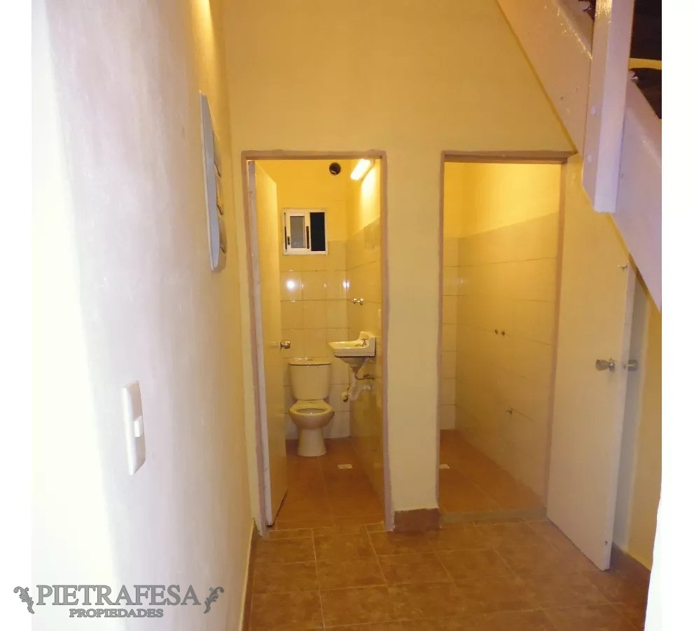 Casa ID.7993 - Casa mas local en venta, 3 dormitorios, 3 baños y azotea-Ejido-Barrio Sur
