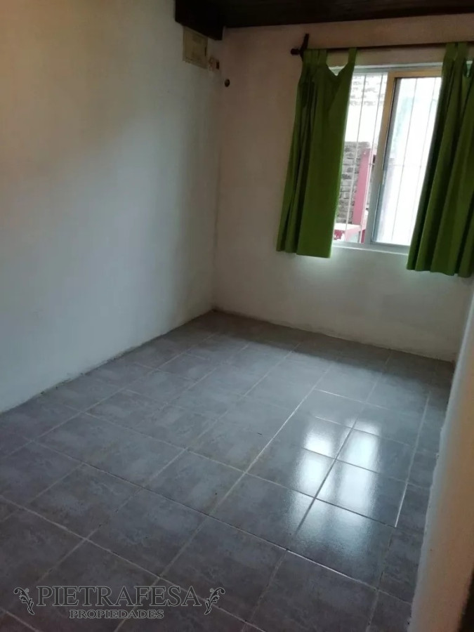 Casa ID.6815 - Casa en venta 3 dormitorios, 1 baño, patio y barbacoa-General Haig - Peñarol