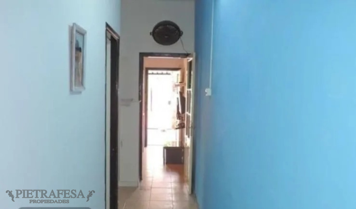Casa ID.13291 - Casa en venta 2 dormitorios, patio, cochera-Manga 