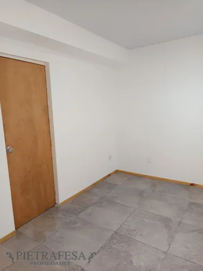 Casa ID.13449 - Casa en alquiler, 2dormitorios, 1baño. Peñarol.