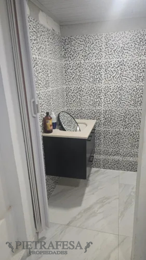 Casa ID.13365 - Casa en alquiler, 1dormitorio, 1baño. Parque Batlle.