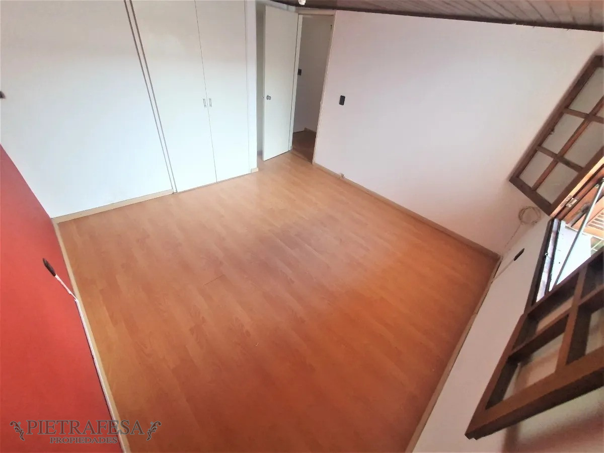 Casa ID.1868 - Venta casa dúplex con renta 2 dormitorios 1 baño- Minas- Palermo
