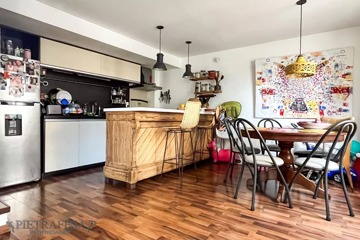 Casa ID.11646 - Casa en venta 3 dormitorios, azotea-Cordón 