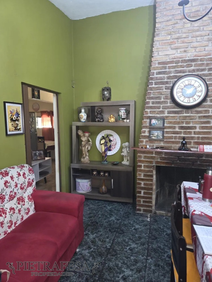Casa ID.13436 - Casa en venta 2 dormitorios, 1 baño, fondo-Colón 
