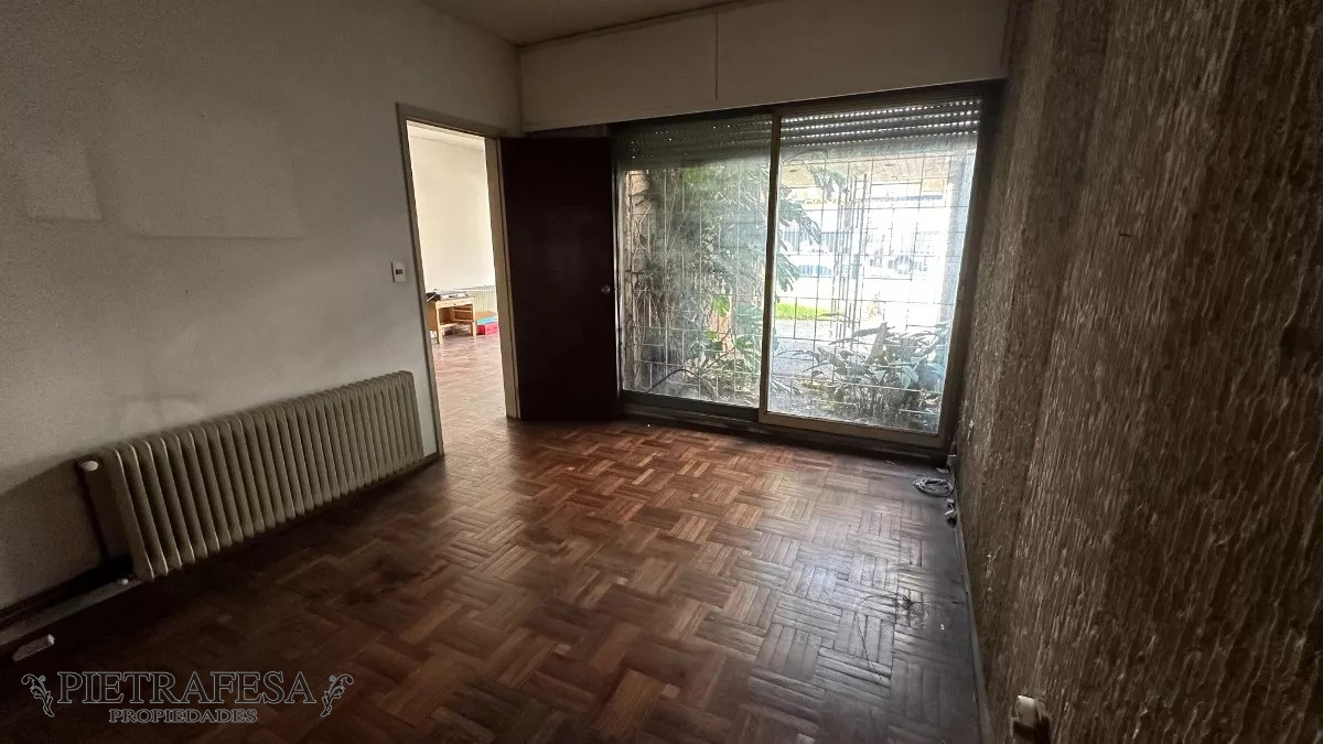 Casa ID.10336 - Casa en venta 4 dormitorios, 3 baños, fondo, gje-Buceo