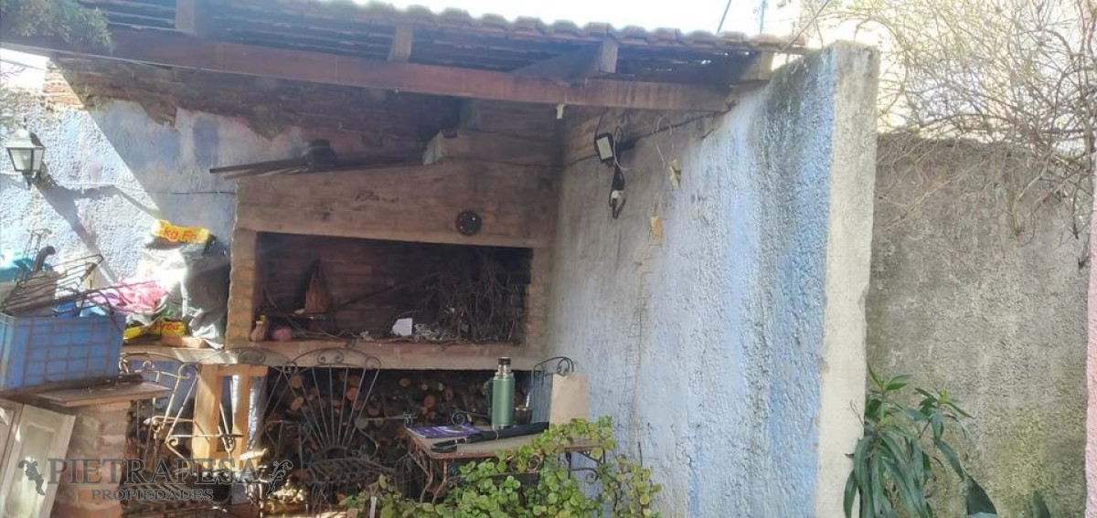 Casa ID.3428 - Casa en venta 3 dormitorios, 2 baños, patio, parrillero y garaje- Euclides Salari-Pérez Castellanos
