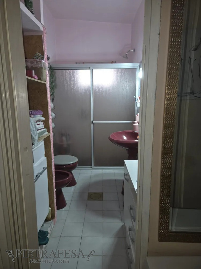 Casa ID.13436 - Casa en venta 2 dormitorios, 1 baño, fondo-Colón 