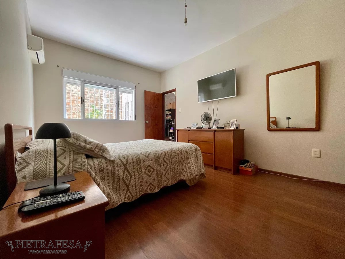 Casa ID.12082 - Casa en venta 4 dormitorios, 2 baños, gje- Buceo