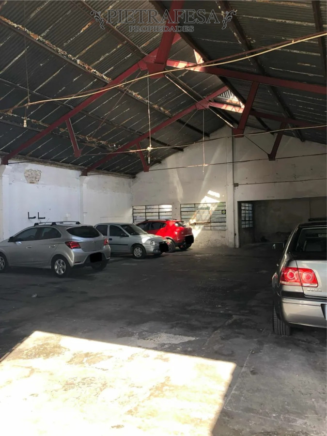 Casa ID.13641 - Casa en venta 2 dormitorios, 2 baños, fondo- garaje-La Blanqueada 