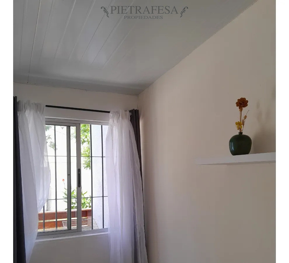 Casa ID.15008 - Casa en venta, 1 dormitorio, 1 baño, patio. Cerrito.