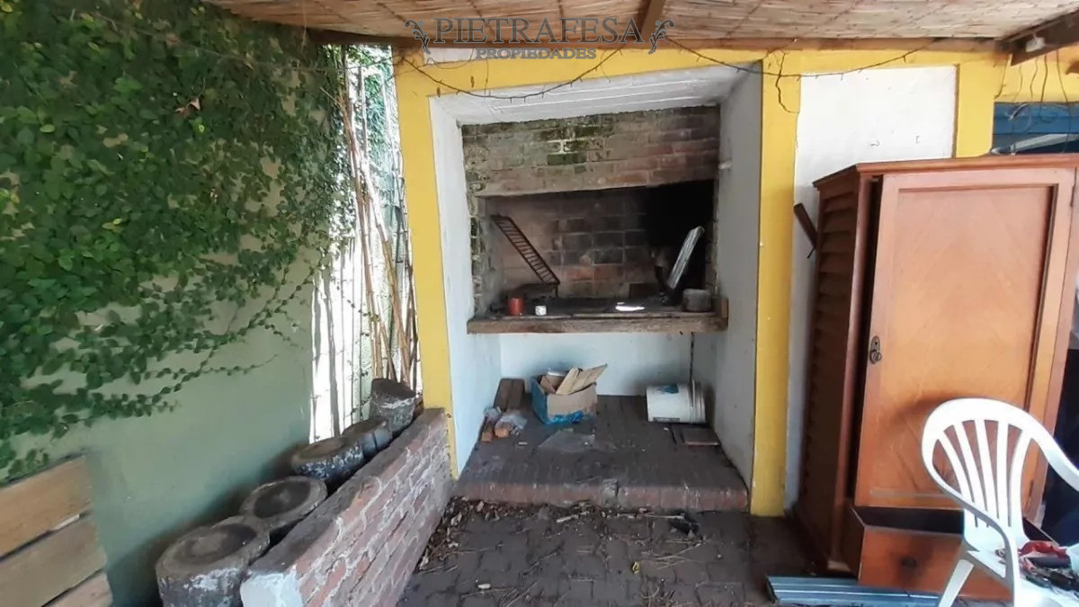 Casa ID.4427 - Casa a la venta - 4 dormitorios - 4 baños - jardín - cochera - Horacio Acosta y Lara - Carrasco Norte