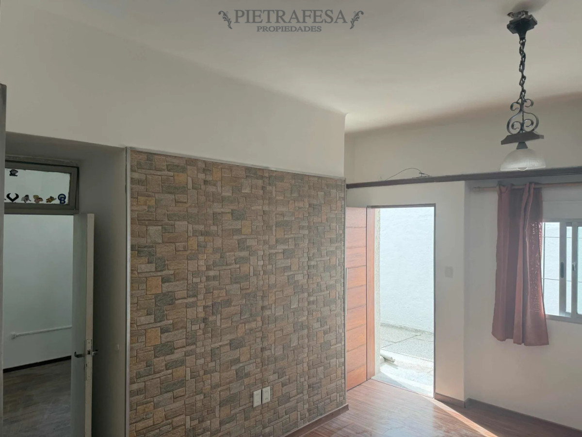 Casa ID.15153 - Casa en venta, 1 dormitorio, 1 baño. Prado.