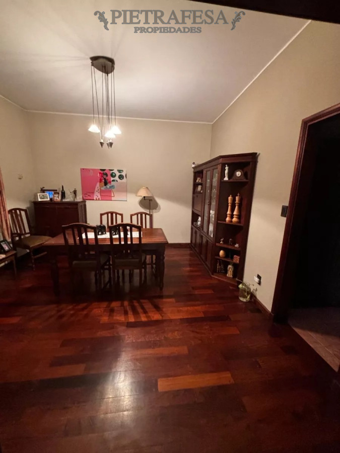 Casa ID.11312 - Casa en venta 4 dormitorios, 3 baños,piscina-Parque Batlle