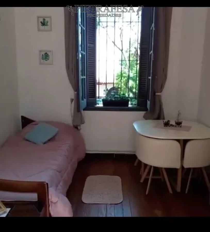 Casa ID.5832 - Casa en venta 3 dormitorios, 1 baño y azotea con parrillero- Miñones- Punta Carretas