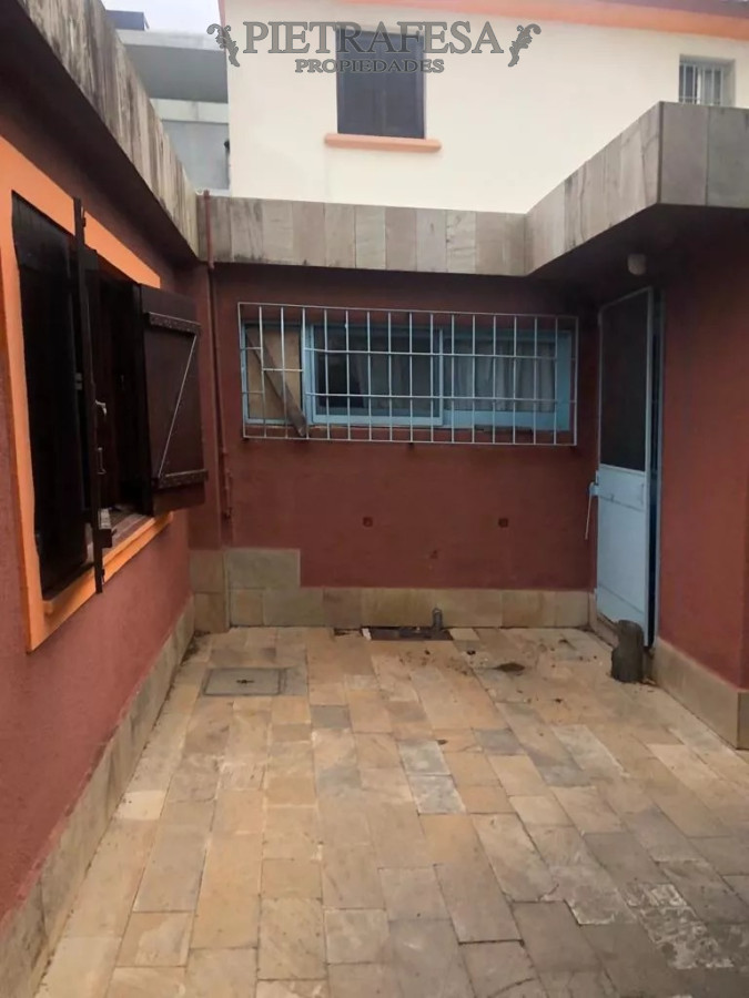 Casa ID.9004 - Casa en venta 4 dormitorios, 3 baños, patio y gje-La Blanqueada