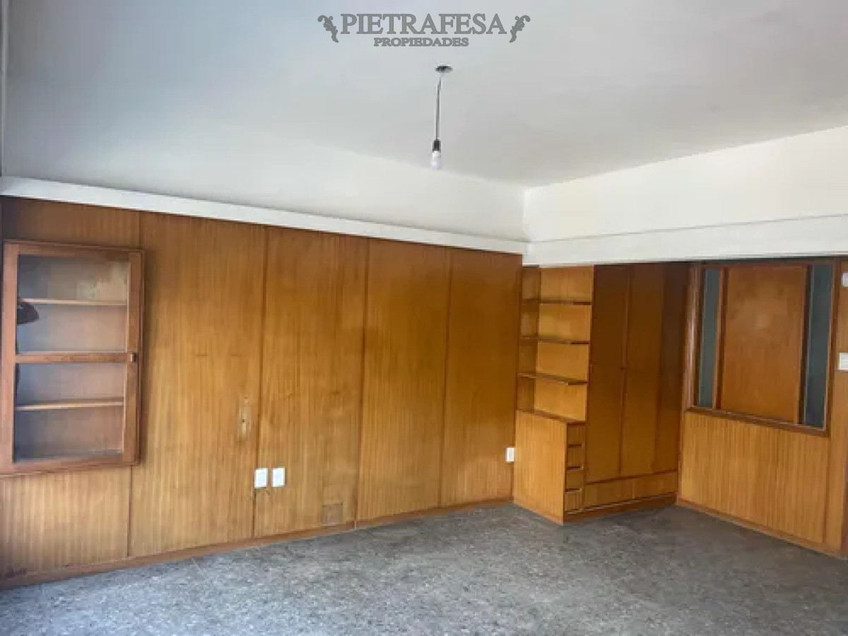 Casa ID.13690 - Casa en alquiler, 3dormitorios, 3baños, garaje, terraza. Puerto del Buceo.