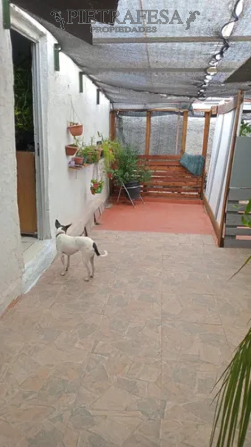 Casa ID.13580 - Casa en alquiler, 1dormitorio, 1baño, patio. Peñarol.