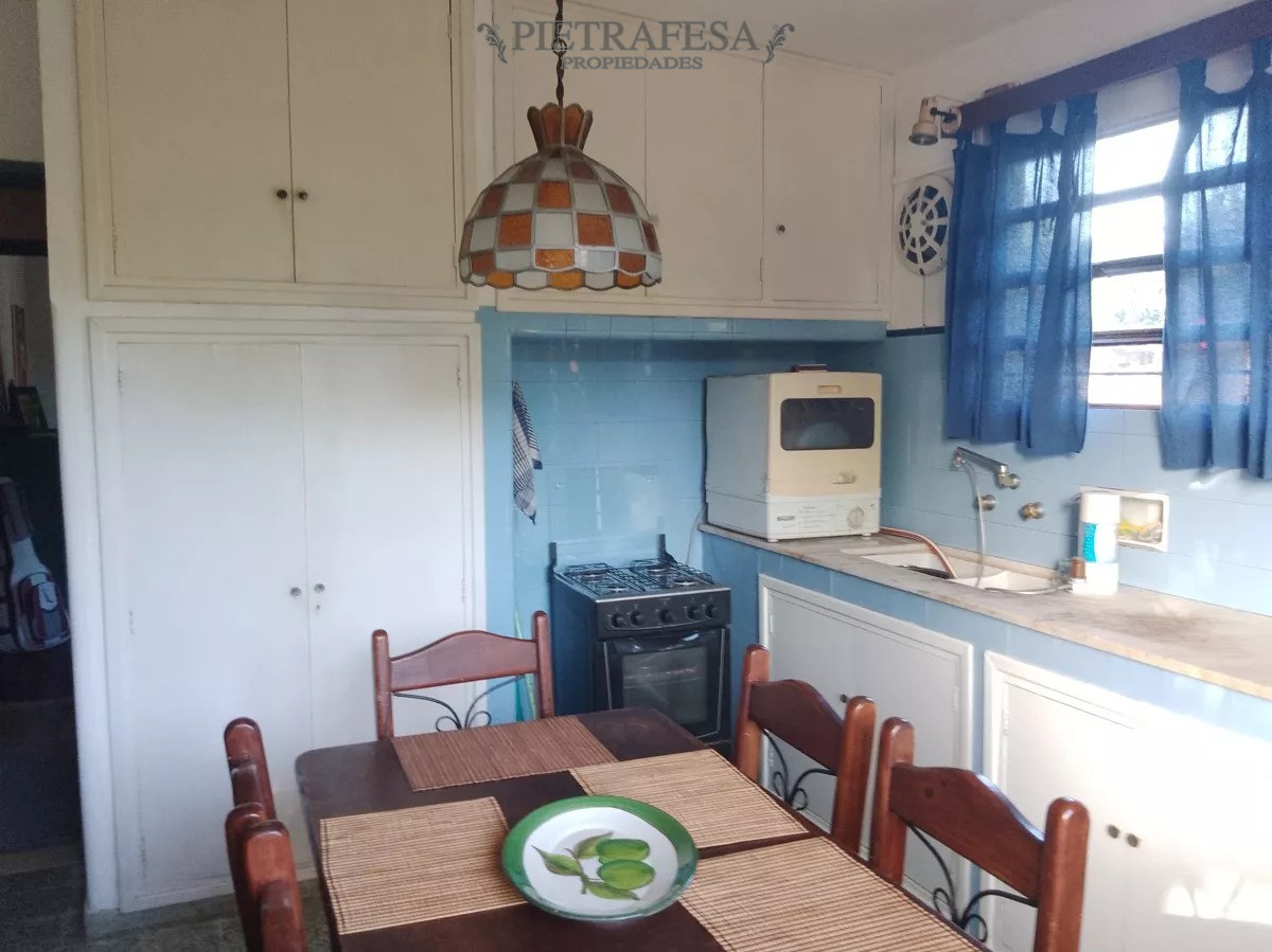 Casa ID.8686 - Casa en venta 3 dormitorios, 1 baño jardín y garaje-San Antonio -Parque Carrasco