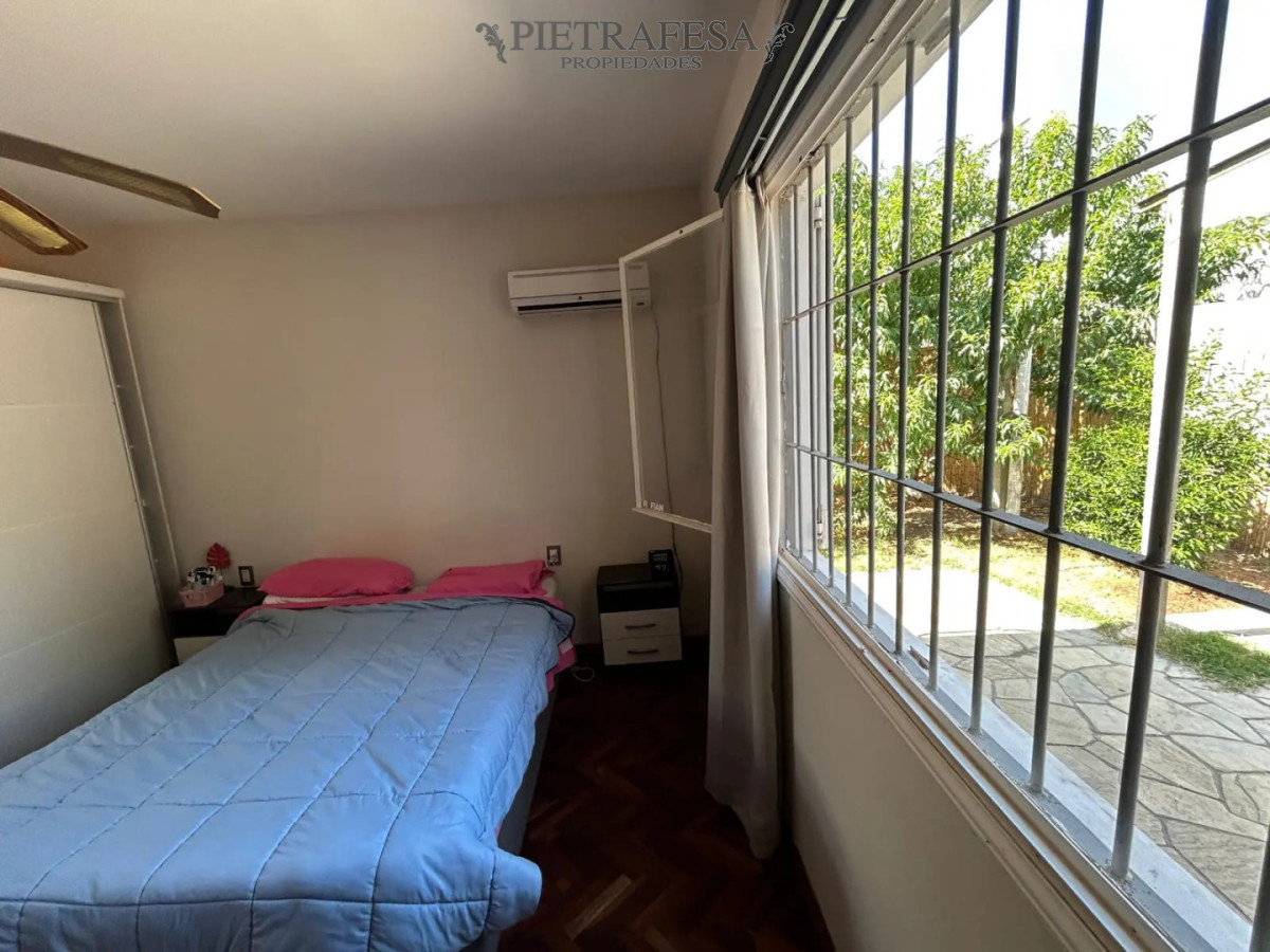 Casa ID.15827 - CARRASCO NORTE-2D-1B-GARAJE