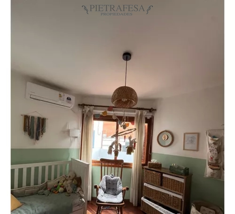 Casa ID.10382 - Casa en alquiler, 3dorm, 2 baños, patio, barbacoa. Pocitos.