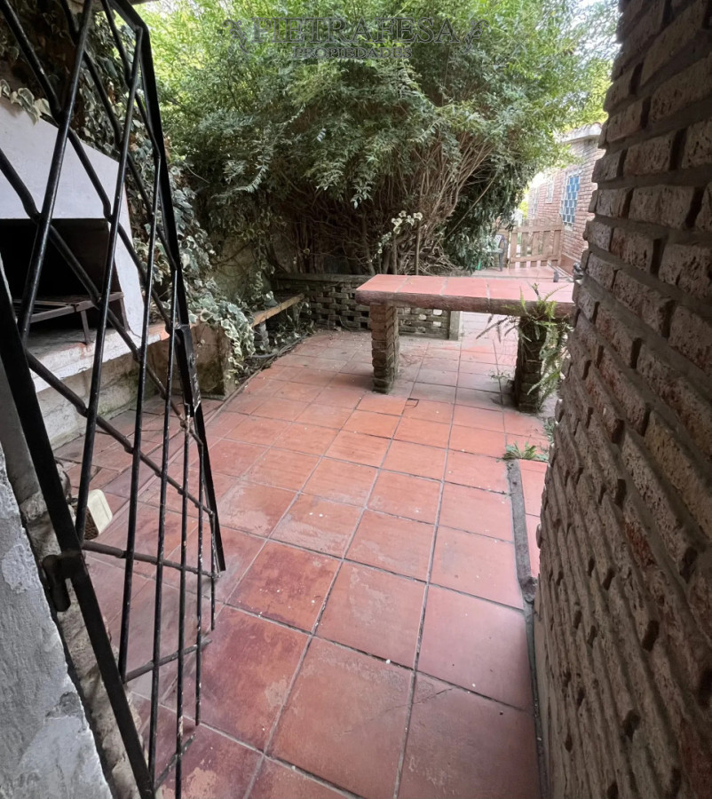 Casa ID.15365 - Casa en alquiler, 1 dormitorio, 1 baño, patio con parrillero. El Pinar.