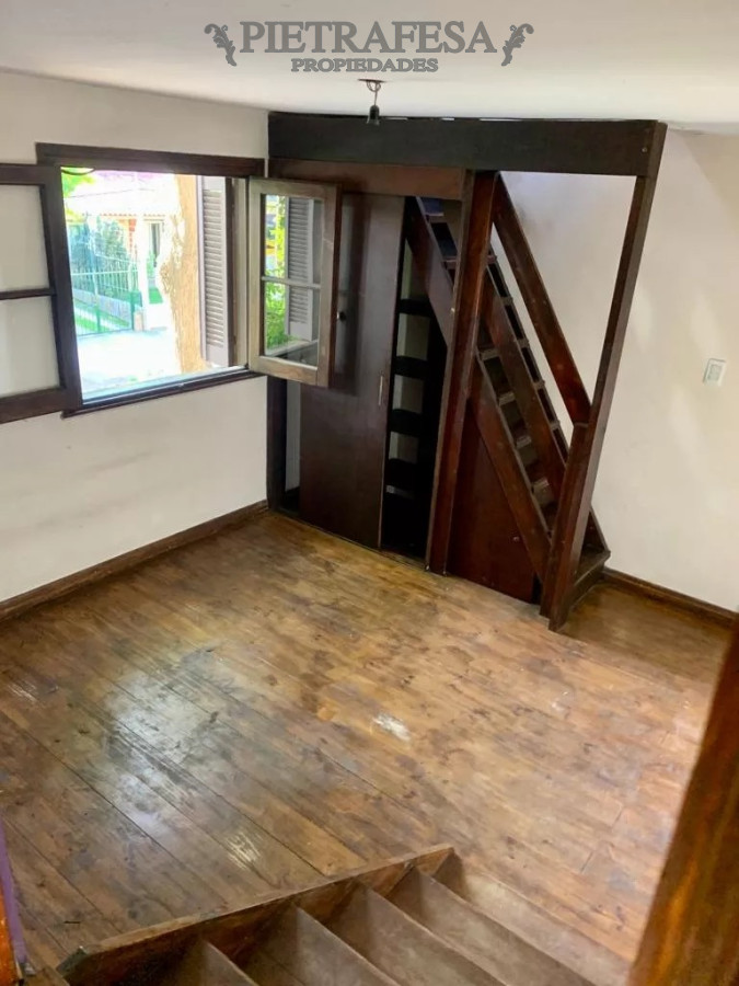 Casa ID.7852 - Casa en venta con renta 2 dormitorios, 1 baño y azotea-Juan de Dios Peza-Buceo