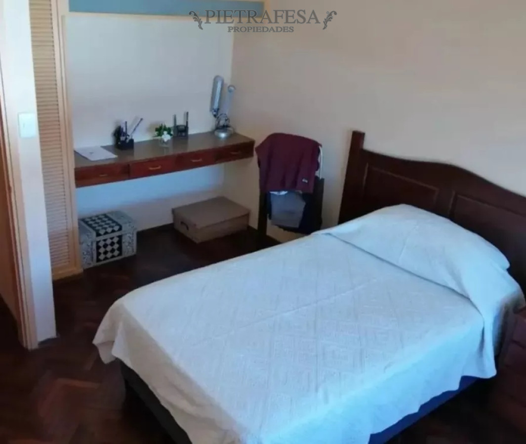 Casa ID.8809 - Casa en venta, 4 dormitorios, 3 baños, patio, barbacoa, garaje, Ramón y Cajal, La Blanqueada.